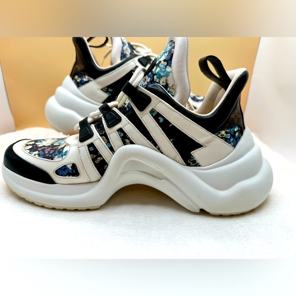 Louis Vuitton Archlight Sneakers Size 41 - Picture 2 of 8